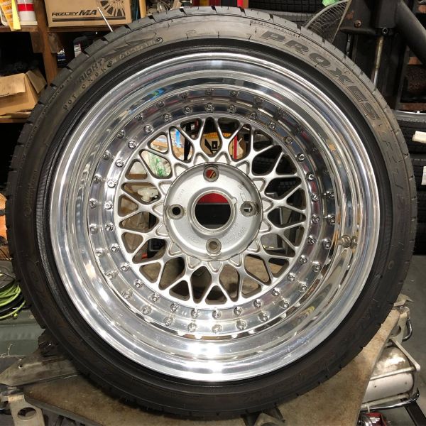 15インチ 10J 195/50R15 ホイール装着例 - CARSERVICE GRAVITY