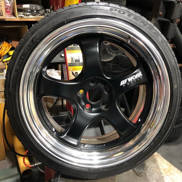 18インチ 8.5J 215/40R18 ホイール装着例 - CARSERVICE GRAVITY