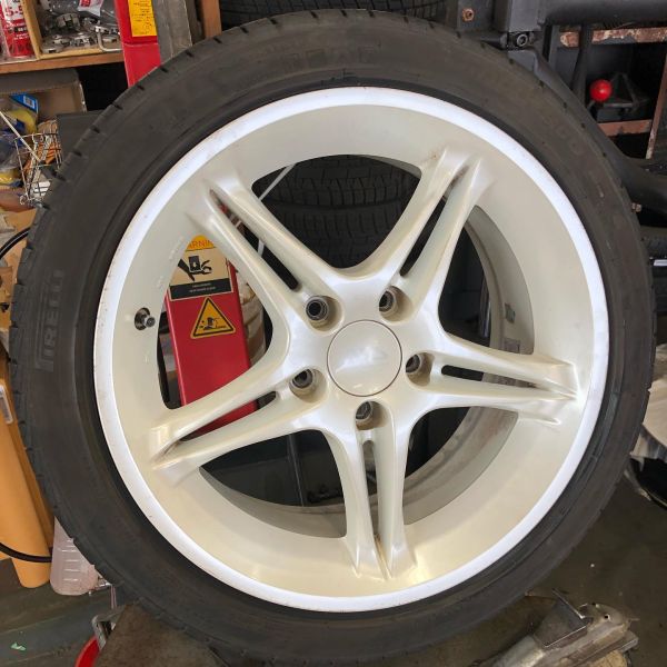 17インチ 8J 215/45R17 ホイール装着例 - CARSERVICE GRAVITY