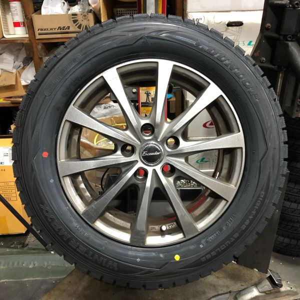 16インチ 6.5J 215/60R16 ホイール装着例 - CARSERVICE GRAVITY
