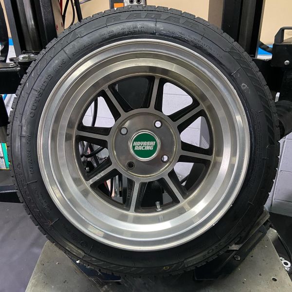 14インチ 9J 175/60R14 ホイール装着例 - CARSERVICE GRAVITY
