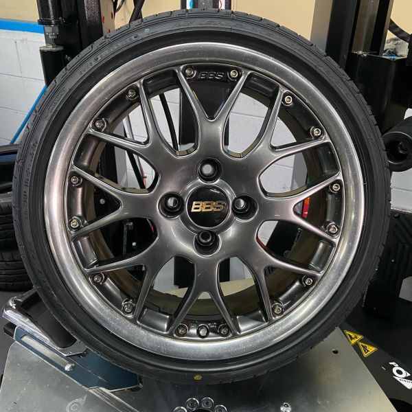 16インチ 6.5J 165/45R16 ホイール装着例 - CARSERVICE GRAVITY