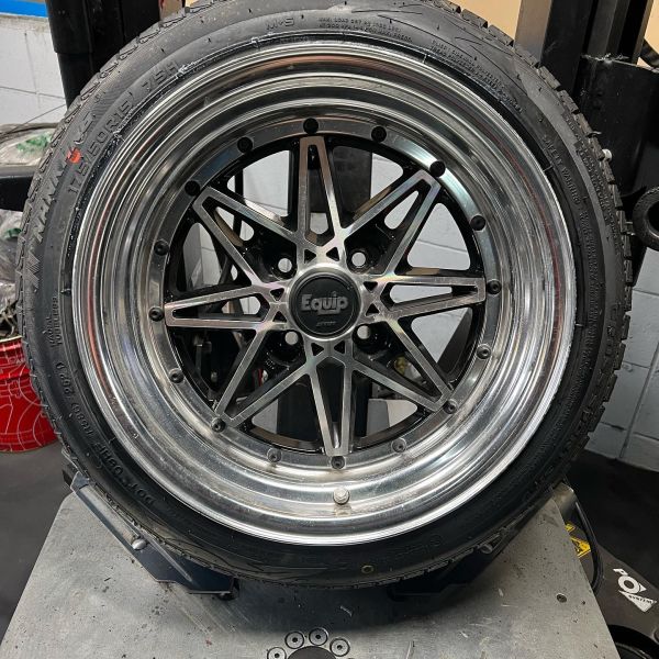 15インチ 8J 175/50R15 ホイール装着例 - CARSERVICE GRAVITY
