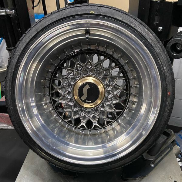 15インチ 9J 165/50R15 ホイール装着例 - CARSERVICE GRAVITY