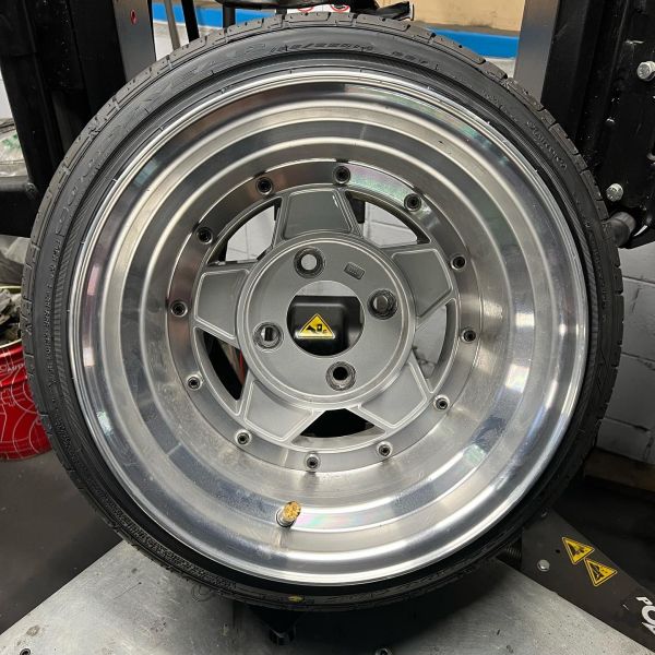 14インチ 9J 155/55R14 ホイール装着例 - CARSERVICE GRAVITY