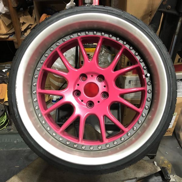 19インチ 9.5J 215/35R19 ホイール装着例 - CARSERVICE GRAVITY