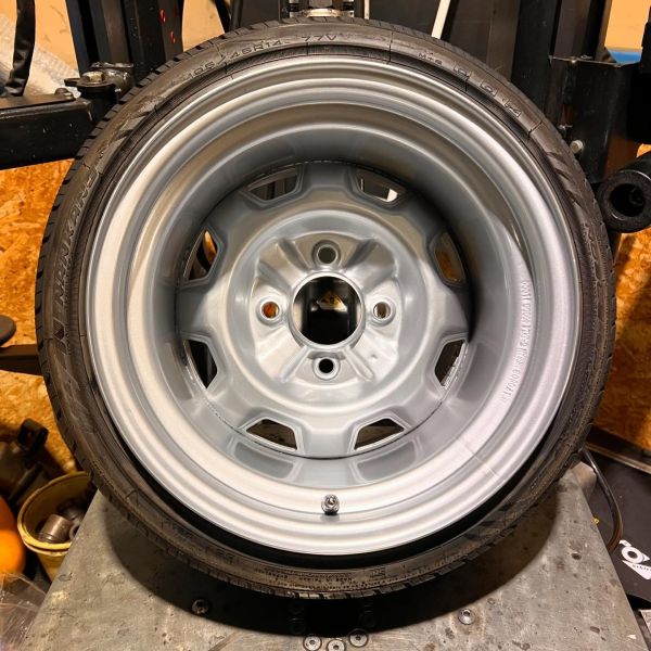14インチ 10J 195/45R14 ホイール装着例 - CARSERVICE GRAVITY